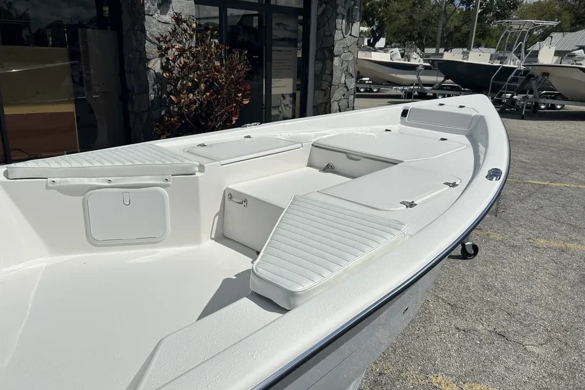 174 Skiff Tiller Deluxe 3